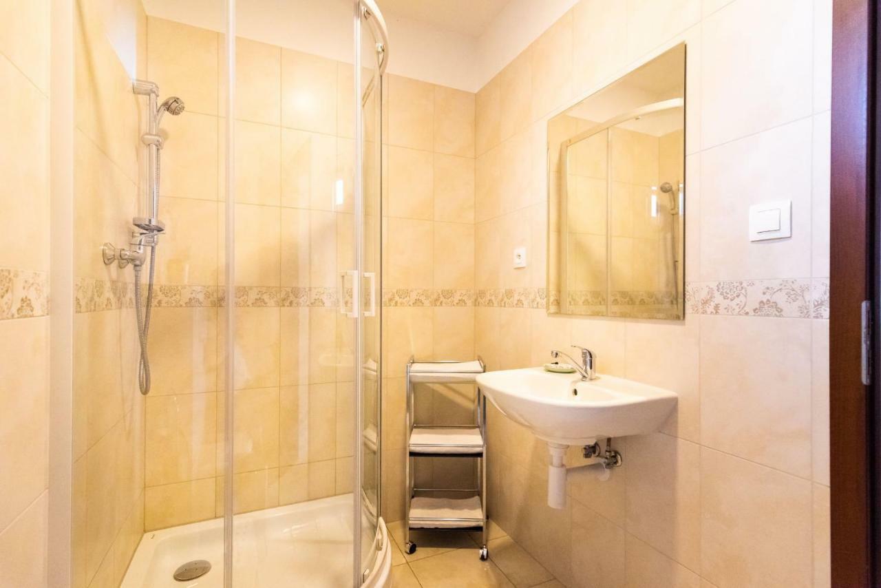 Villa Ephelia Dunajská Streda エクステリア 写真