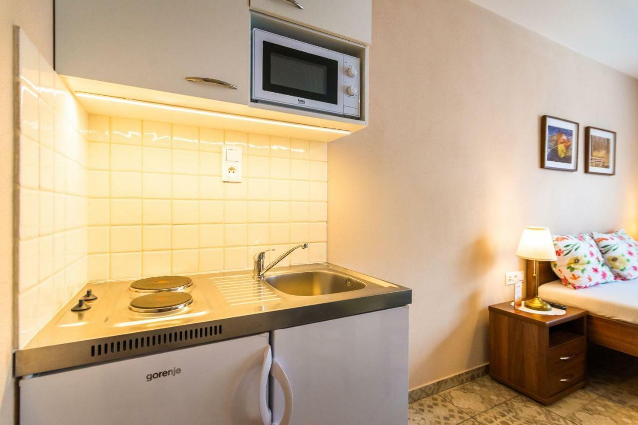 Villa Ephelia Dunajská Streda エクステリア 写真