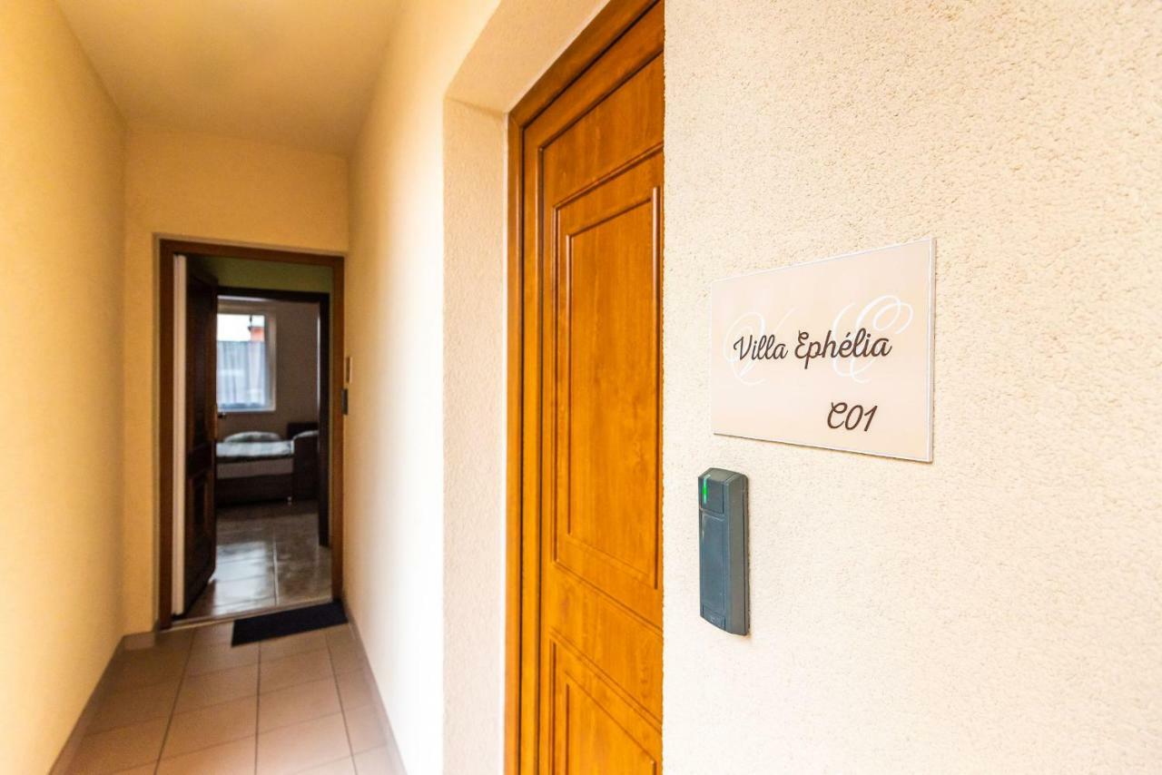 Villa Ephelia Dunajská Streda エクステリア 写真